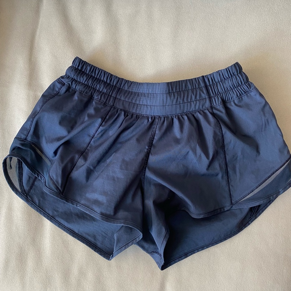 LULULEMON SHORTS 3in